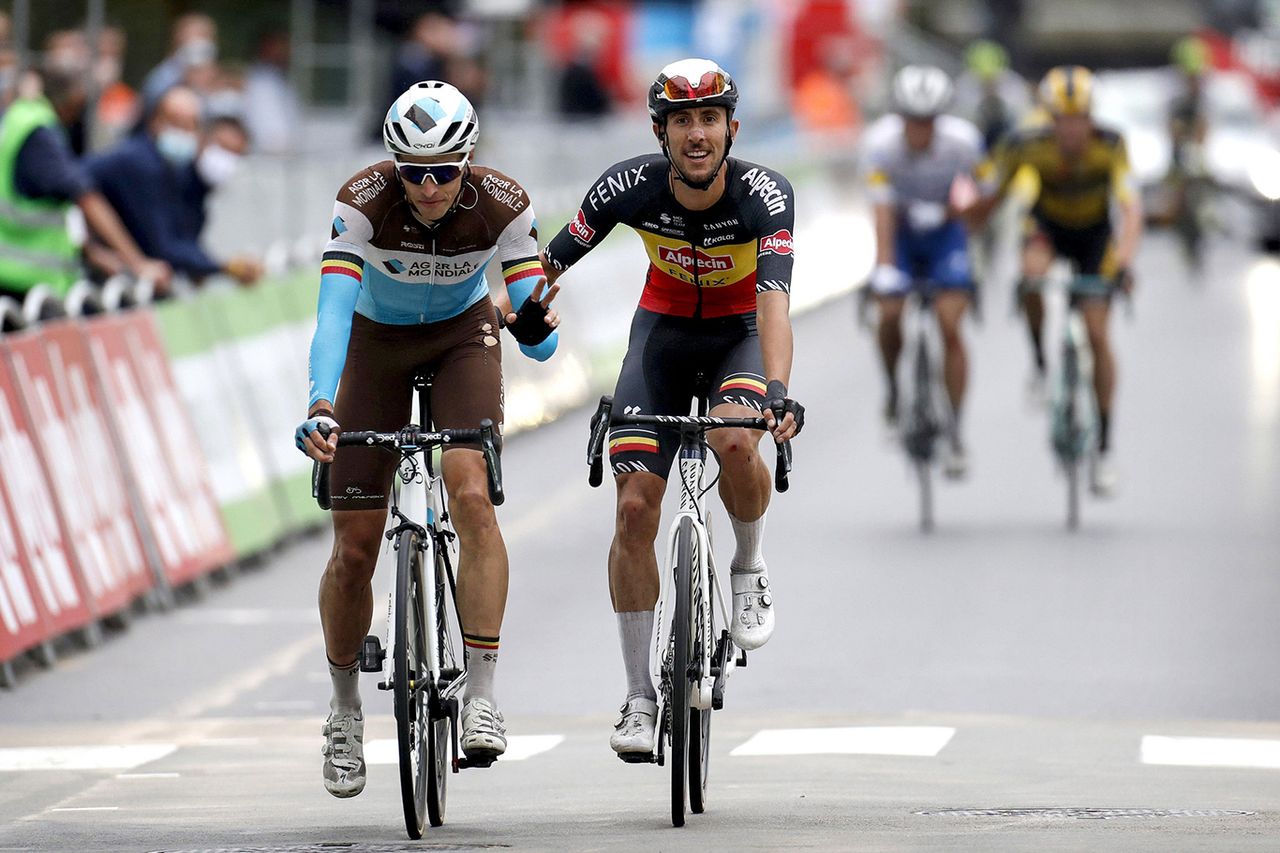 BinckBank Tour 2020 - 16th Edition - 1st stage Blankenberge - Ardooie 132,1 km - 29/09/2020 - Oliver Naesen (BEL - AG2R - La Mondiale) - Dries De Bondt (BEL - Alpecin - Fenix) - photo Tim van Wichelen/CV/BettiniPhoto&Acirc;&copy;2020