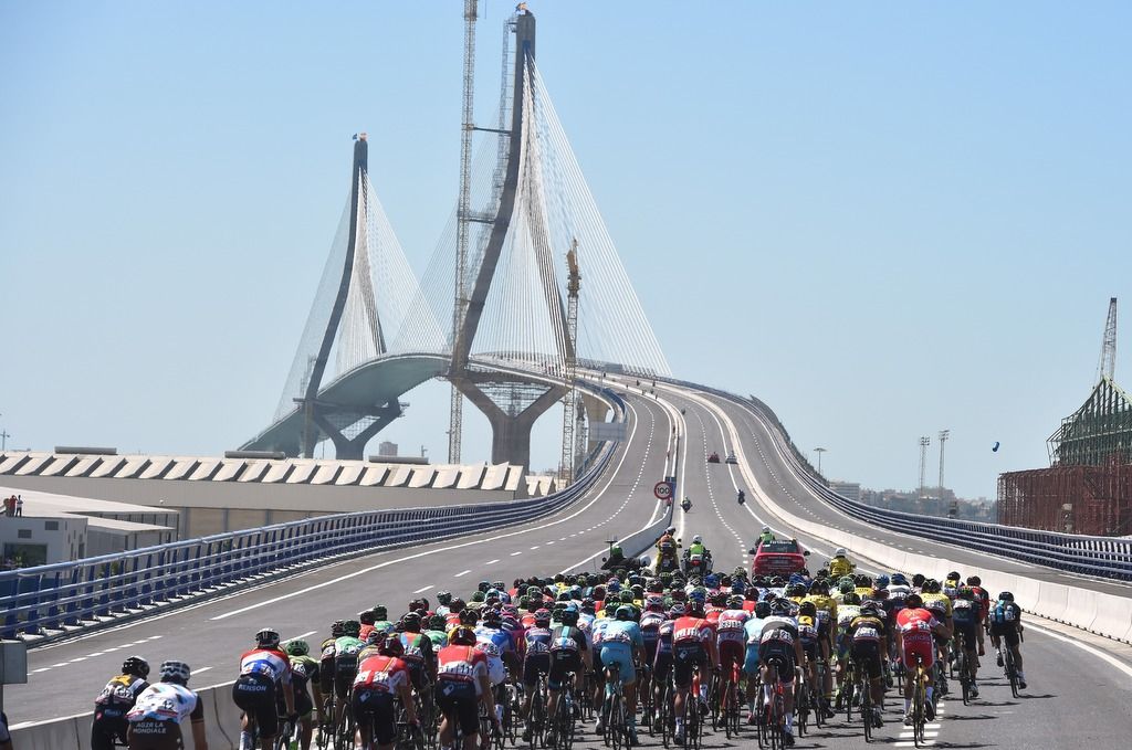 There are several obstacles to reforming the professional cycling calendar
