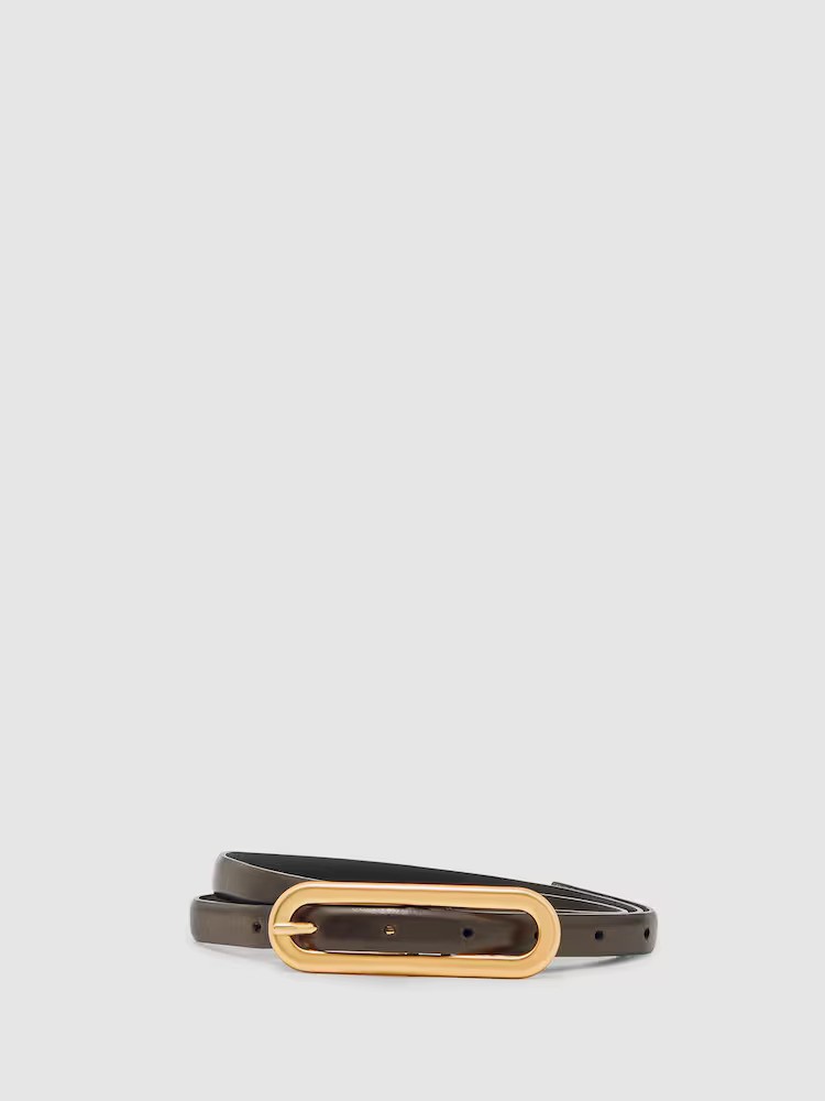 Thin Leather Elongated Buckle Belt in Chocolate