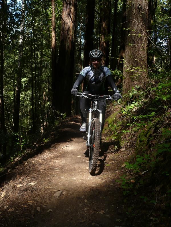 Cyclingnews on a test ride of the new carbon Santa Cruz Nomad.