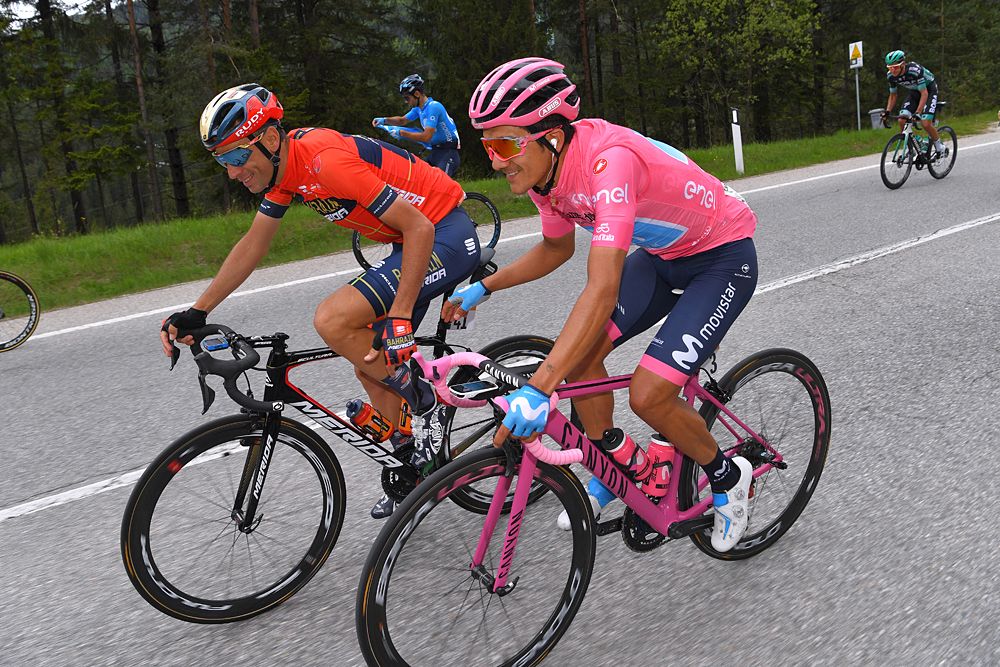 Giro d'Italia overall leader Richard Carapaz (Movistar)