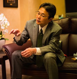 Hiromichi Ozawa, chief engineer for headphone development