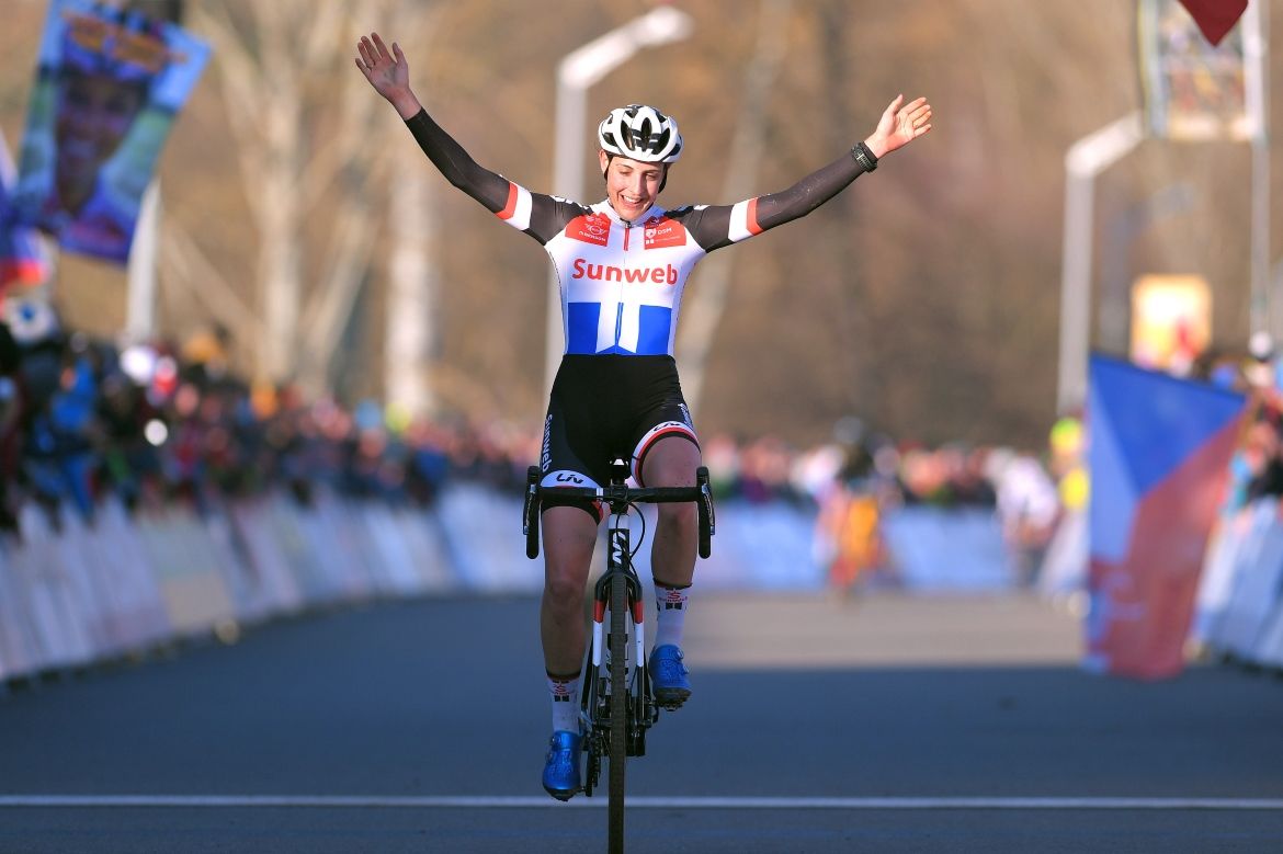 Lucinda Brand (Team Sunweb) savours her solo victory