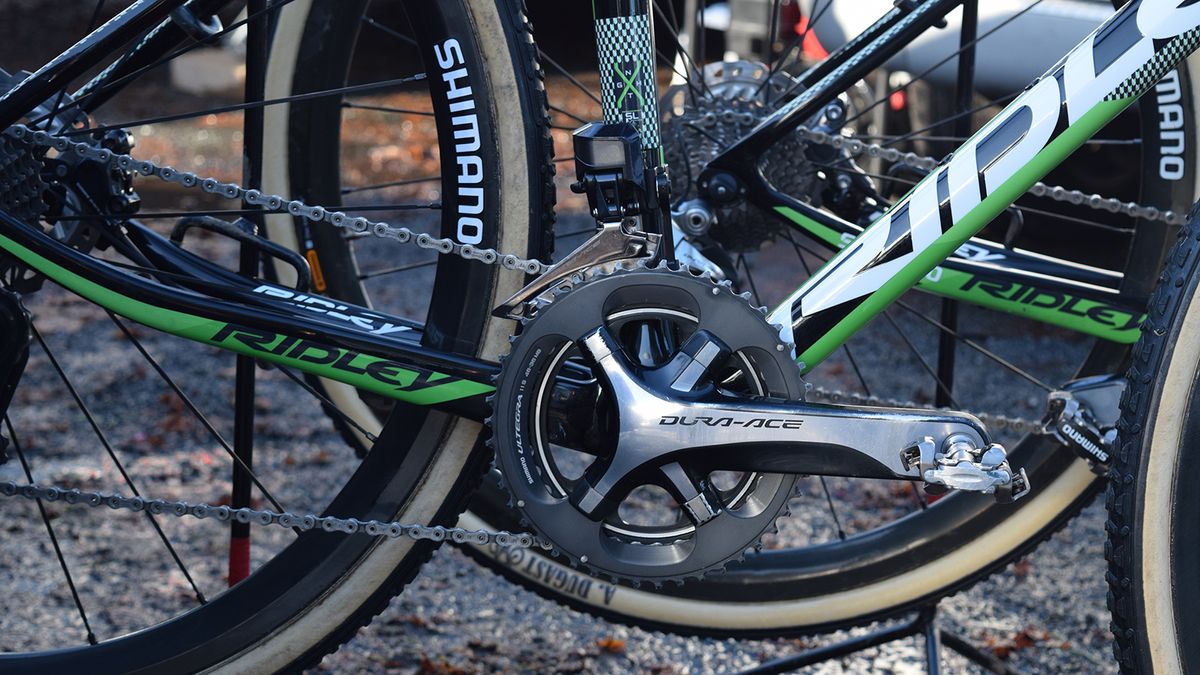 Shimano Dura-Ace 9000 crank with Ultegra chain rings and Dura-Ace R9150 derailleurs