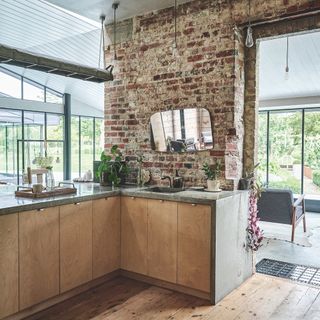 Kent vicarage with loft-style extension