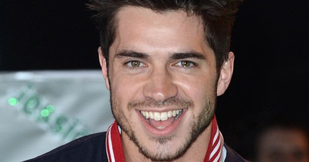 sam robertson, corrie