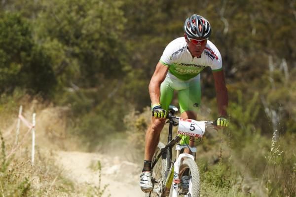 Jongerwaard smashing the top section and putting time into everyone