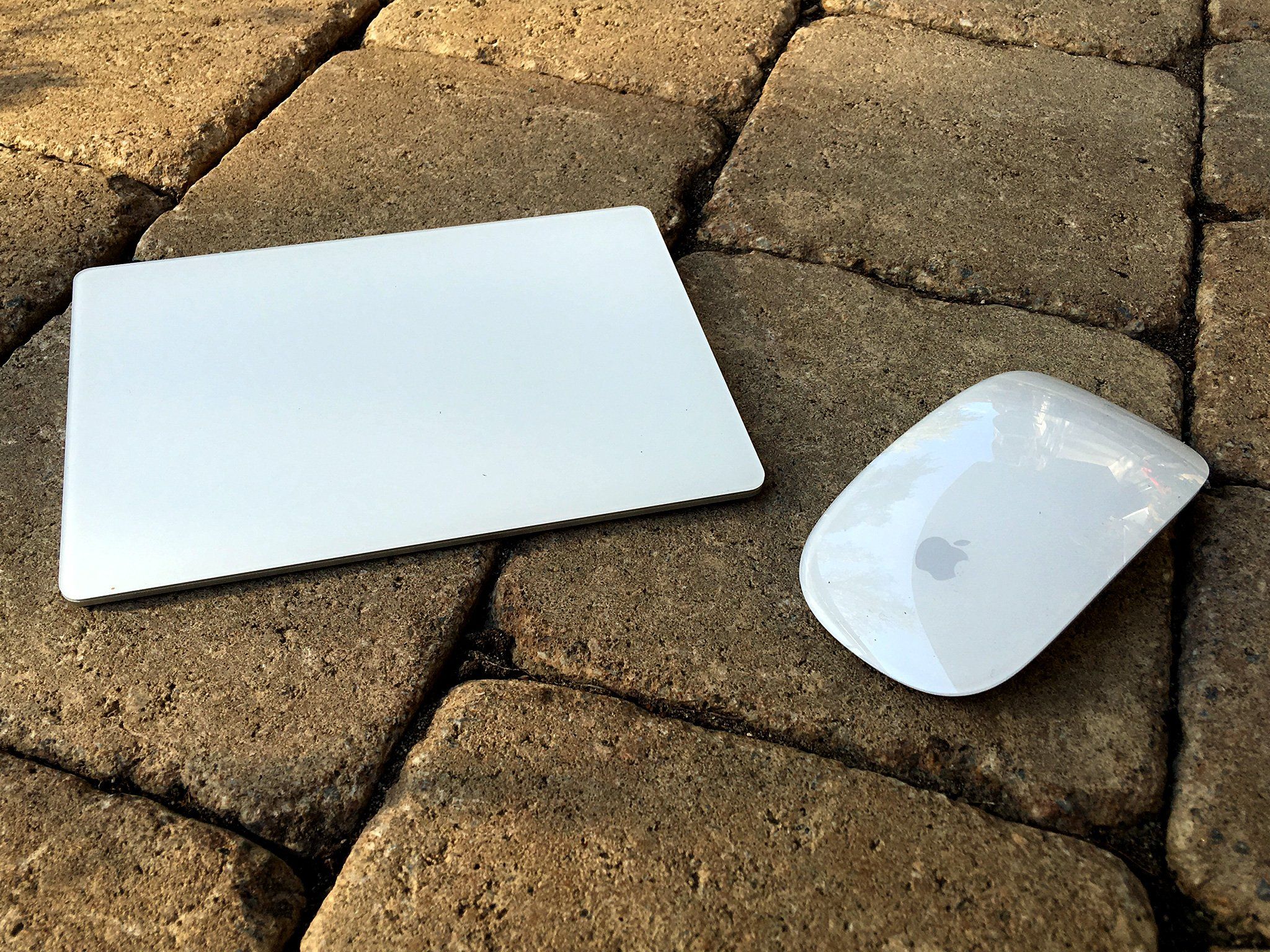 iFixit tears down the Magic Mouse 2, Magic Trackpad 2 and Magic ...