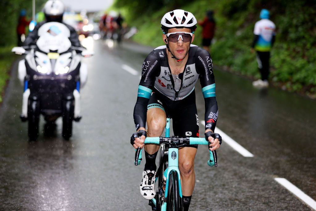 LE GRAND BORNAND FRANCE JULY 03 Simon Yates of The United Kingdom and Team BikeExchange during the 108th Tour de France 2021 Stage 8 a 1508km stage from Oyonnax to Le GrandBornand LeTour TDF2021 on July 03 2021 in Le Grand Bornand France Photo by Tim de WaeleGetty Images