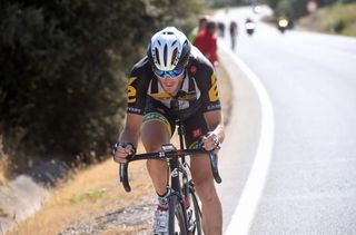 Steven Cummings attacks near the finish of stage 14.