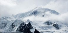 summit of D&ocirc;me du Go&ucirc;ter