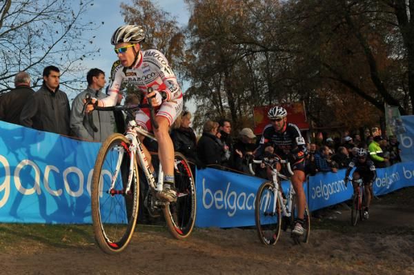 Mariusz Gil (Baboco Revor) chases with Christian Heule.