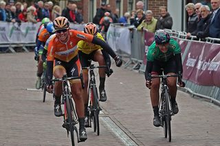 Stage 2 - Blaak wins stage 2 in Energiewacht Tour