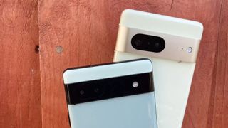 Google Pixel 7 vs PIxel 6a cameras