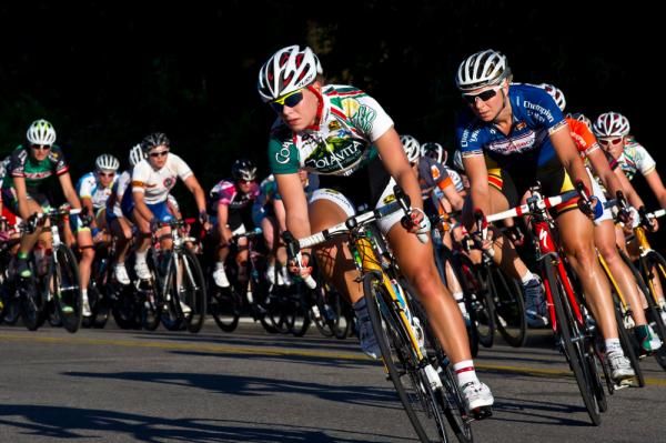 Colavita rider watched closely by Robin Farina