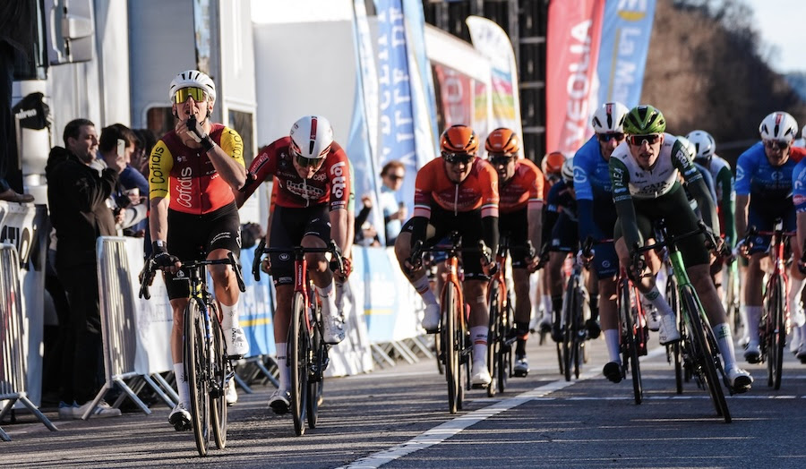GP La Marseillaise: Bryan Coquard surges in bunch sprint for first victory of season