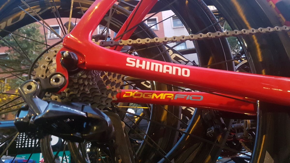 A reminder that Froome is riding a Dogma F10