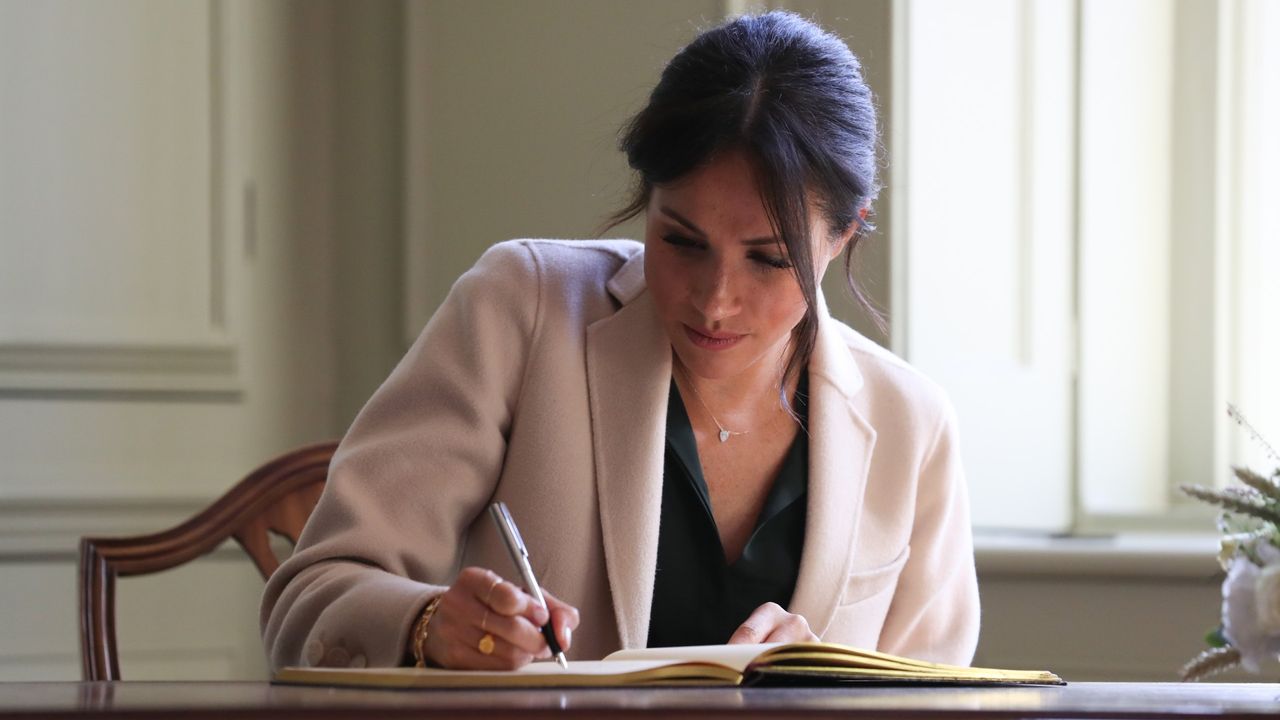 Meghan Markle handwriting