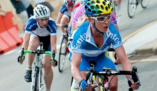 Pooley did her best to unseat her rival Brit, but was unsuccessful.