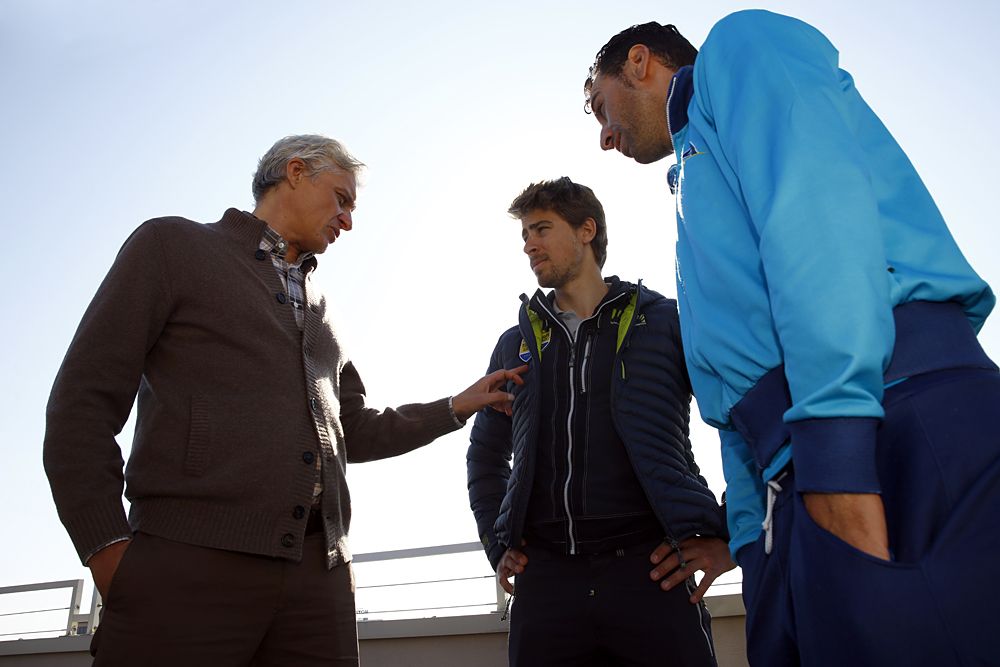 Oleg Tinkov talks to Peter Sagan and Vincenzo Nibali