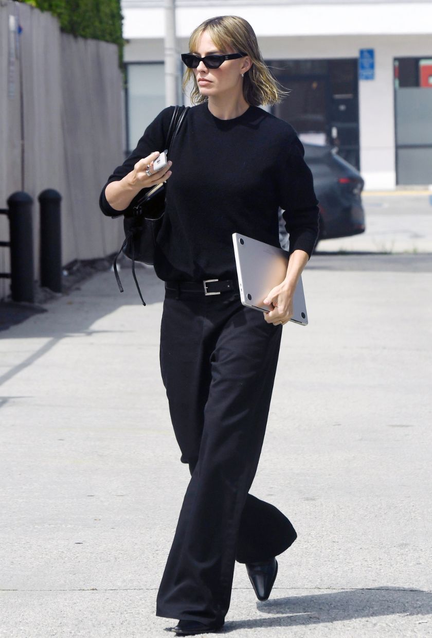 Sorry Spring Pastels, Margot Just Proved All-Black Will Always Be Chic (Even in Spring)