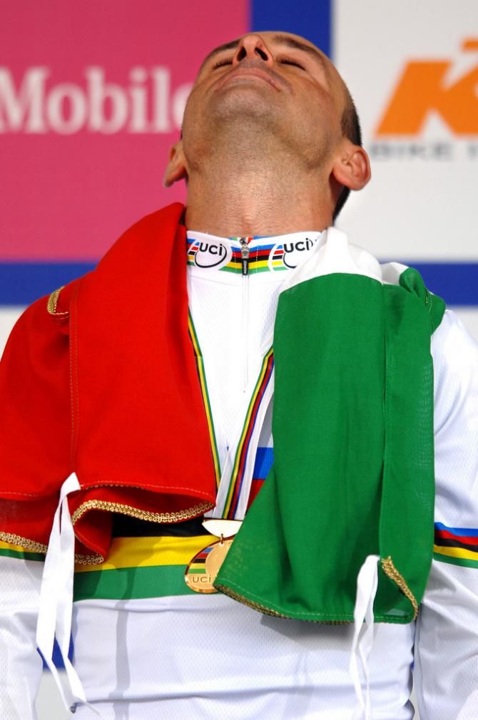 Paolo Bettini (Italy) soaks in his 2007 Worlds win