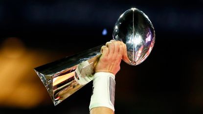 Super Bowl - Vince Lombardi Trophy