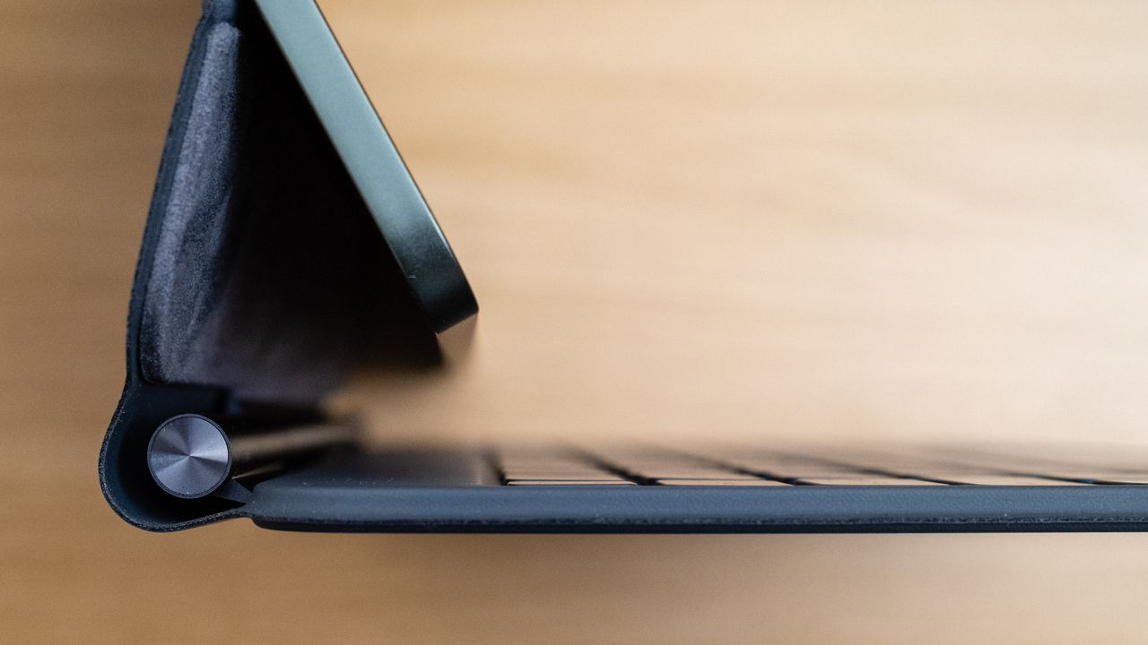 Xiaomi Pad 8 Focus Pro keyboard hinge