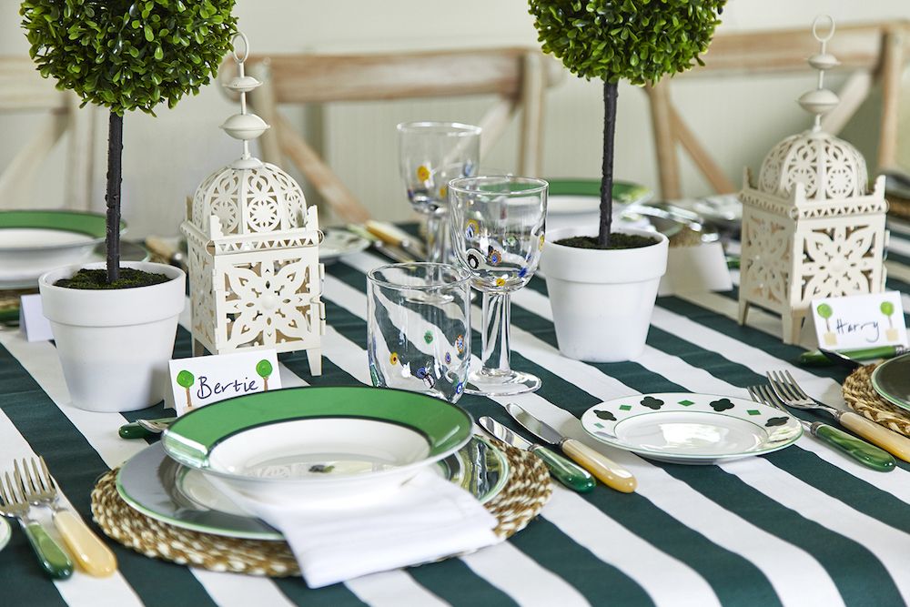 This TableLaying Service Lays Tables In Style For Beautiful Dinner