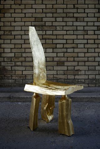 A Gold Cleft Chair