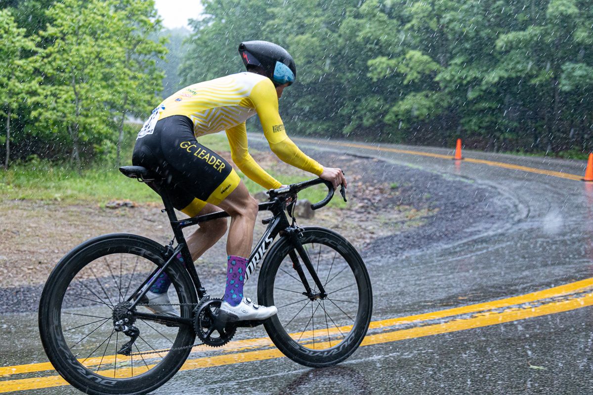 Jonathan Clarke (Wildlife Generation Pro Cycling) gets to start tomorrow's criterium in yellow. He holds onto the jersey by a slim 11 second margin.
