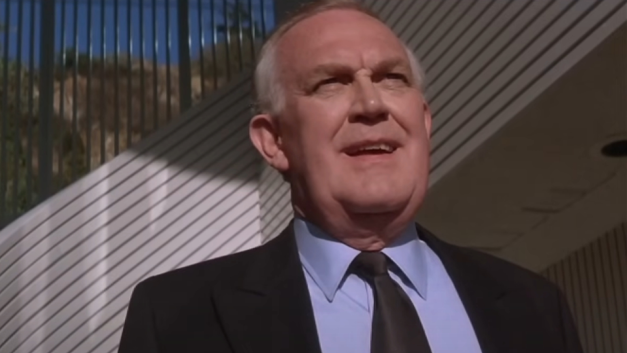 Joss Ackland in Lethal Weapon 2