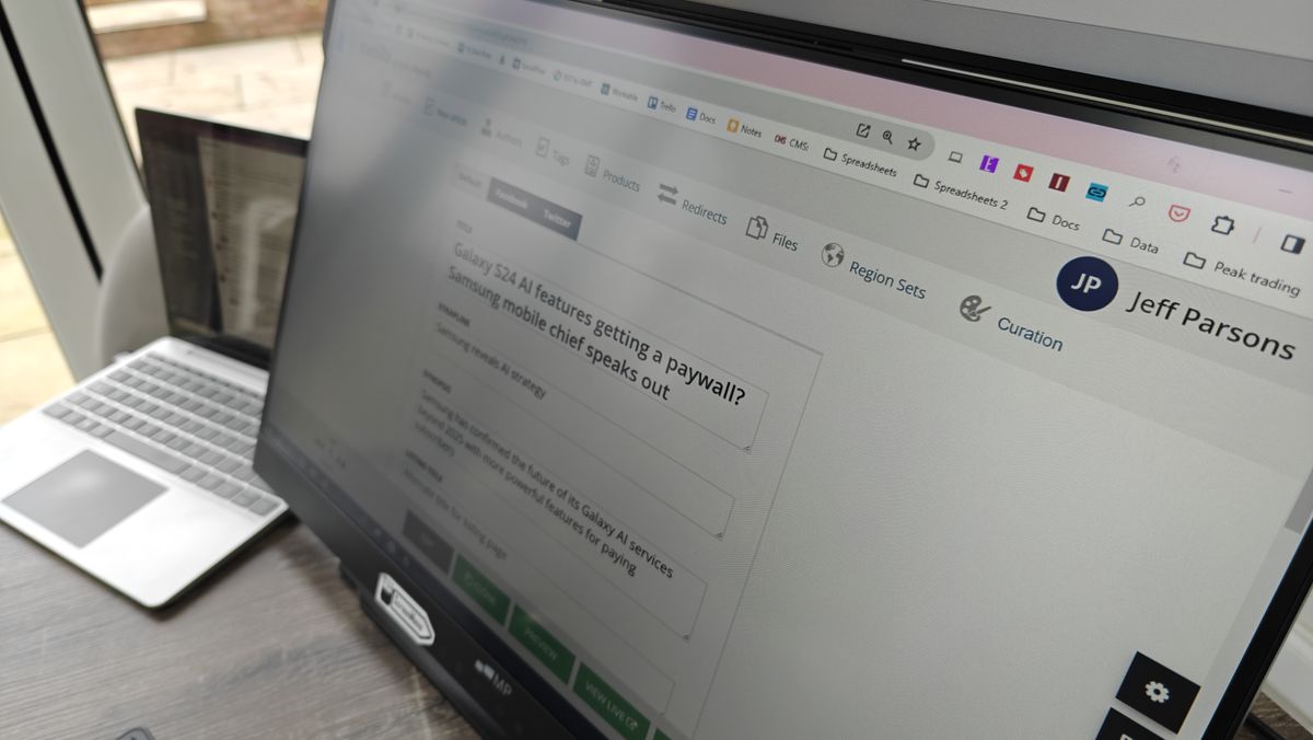 This stacked monitor is a game changer for my home setup — here’s why ...