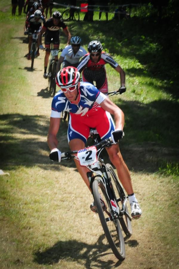 Todd Wells (Specialized) leads a select group