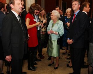 Fiona Bruce meeting the Queen in 2011