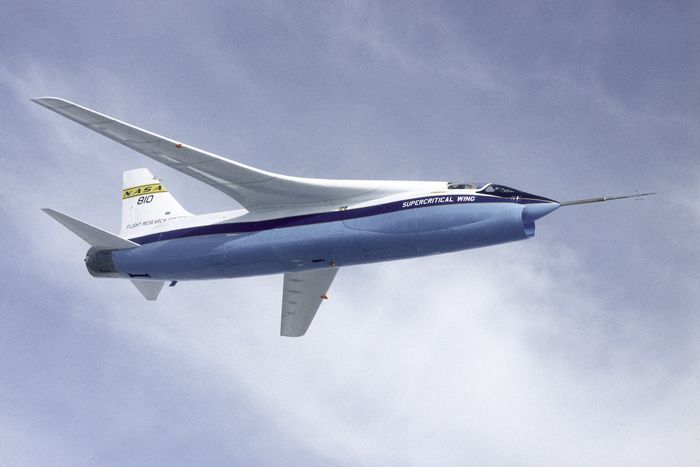 宙花f Space History Photo: NASA F-8A Crusader Supercritical Wing