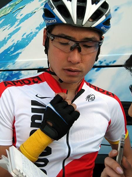 Fumiyuki Beppu (Discovery Channel) is interviewed before Hell.