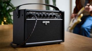 Boss Katana Mini-X: the new take-anywhere practice amp from Boss. Suitable for guitar or bass, it comes equipped with amp models and effects.