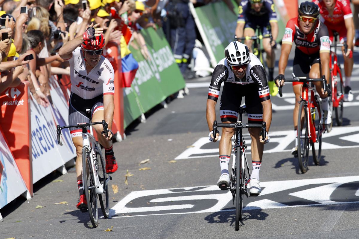 John Degenkolb gestures at Michael Matthews at the finish of stage 16