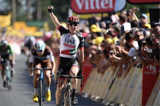 Dan Martin (UAE Team Emirates) wins stage 6 at the Tour de France