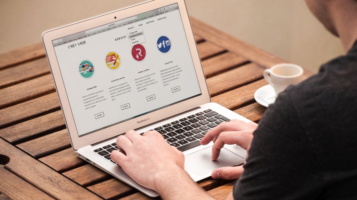 5 tech security hacks everyone should use