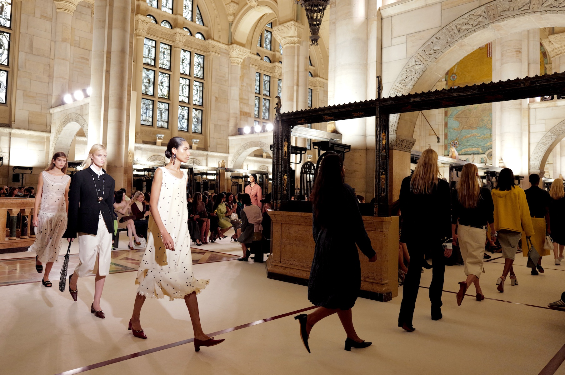 Tory Burch S/S 2026 NYFW Runway Show