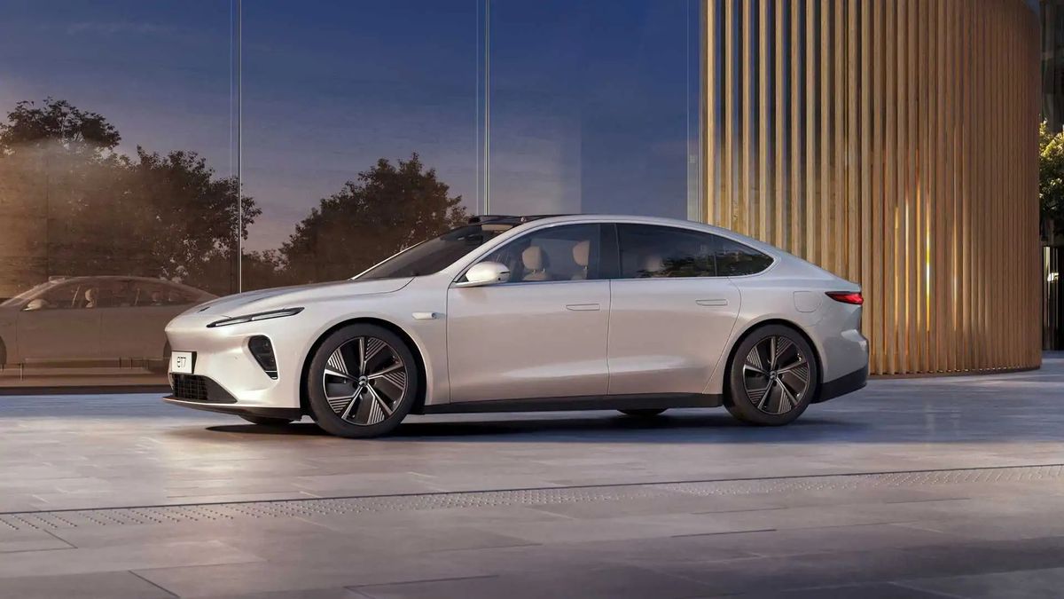 Nio ET7