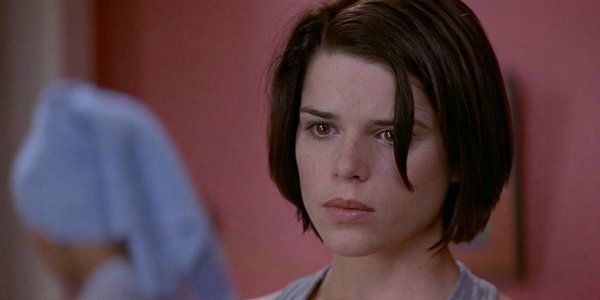 Neve Campbell Scream 2