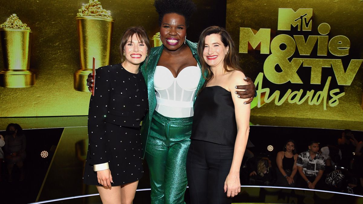 From left: Elizabeth Olsen, Leslie Jones, and Kathryn Hahn MTV Movie &amp; TV Awards