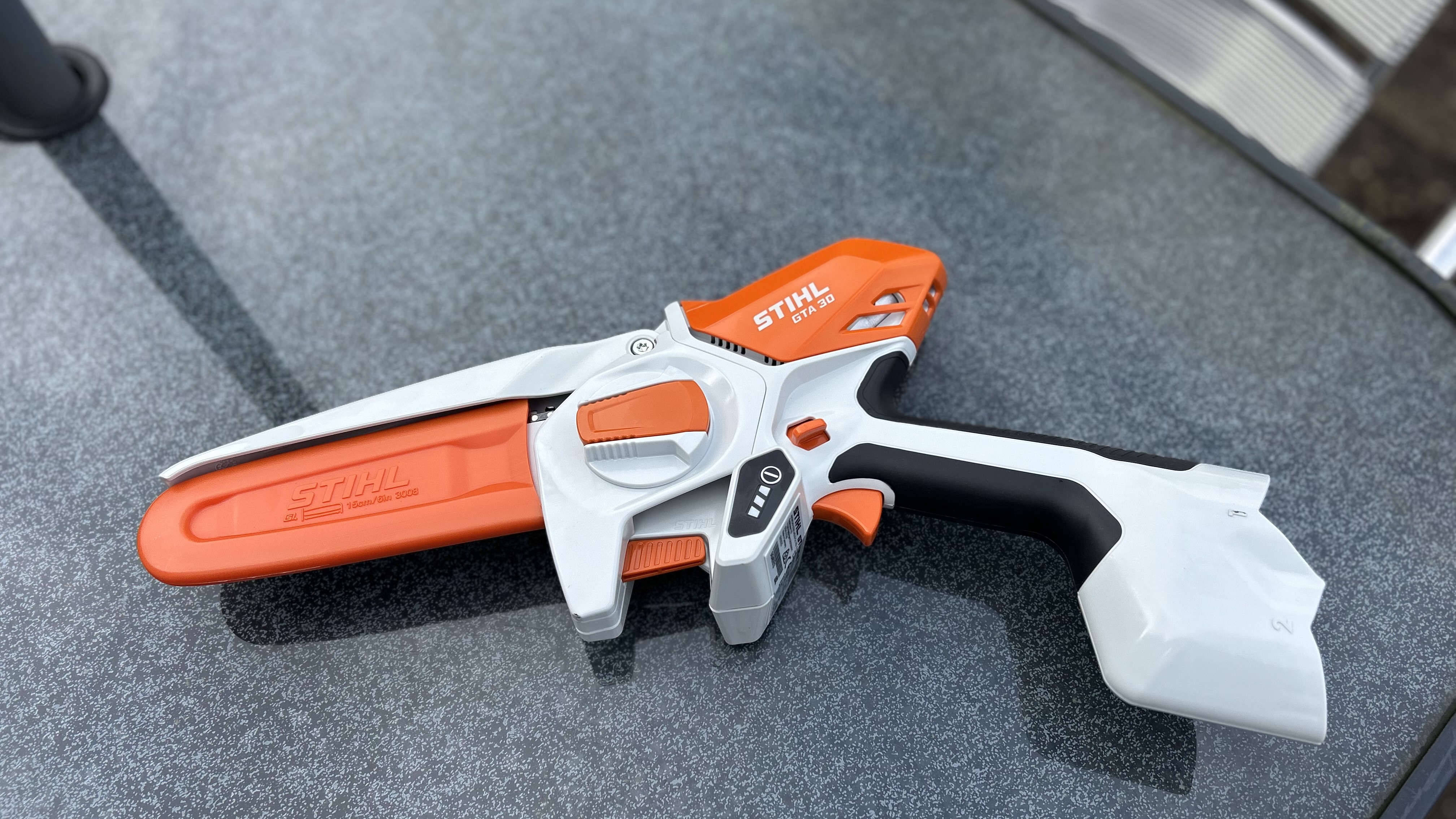 Stihl GTA 30 cordless garden pruner