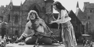 Lon Chaney and Patsy Ruth Miller in The Hunchback of Notre Dame