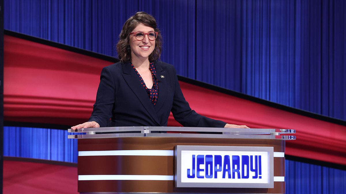 Jeopardy!, guest-hosted by Mayim Bialik, remains syndication&#039;s top show in week ended Oct. 17 