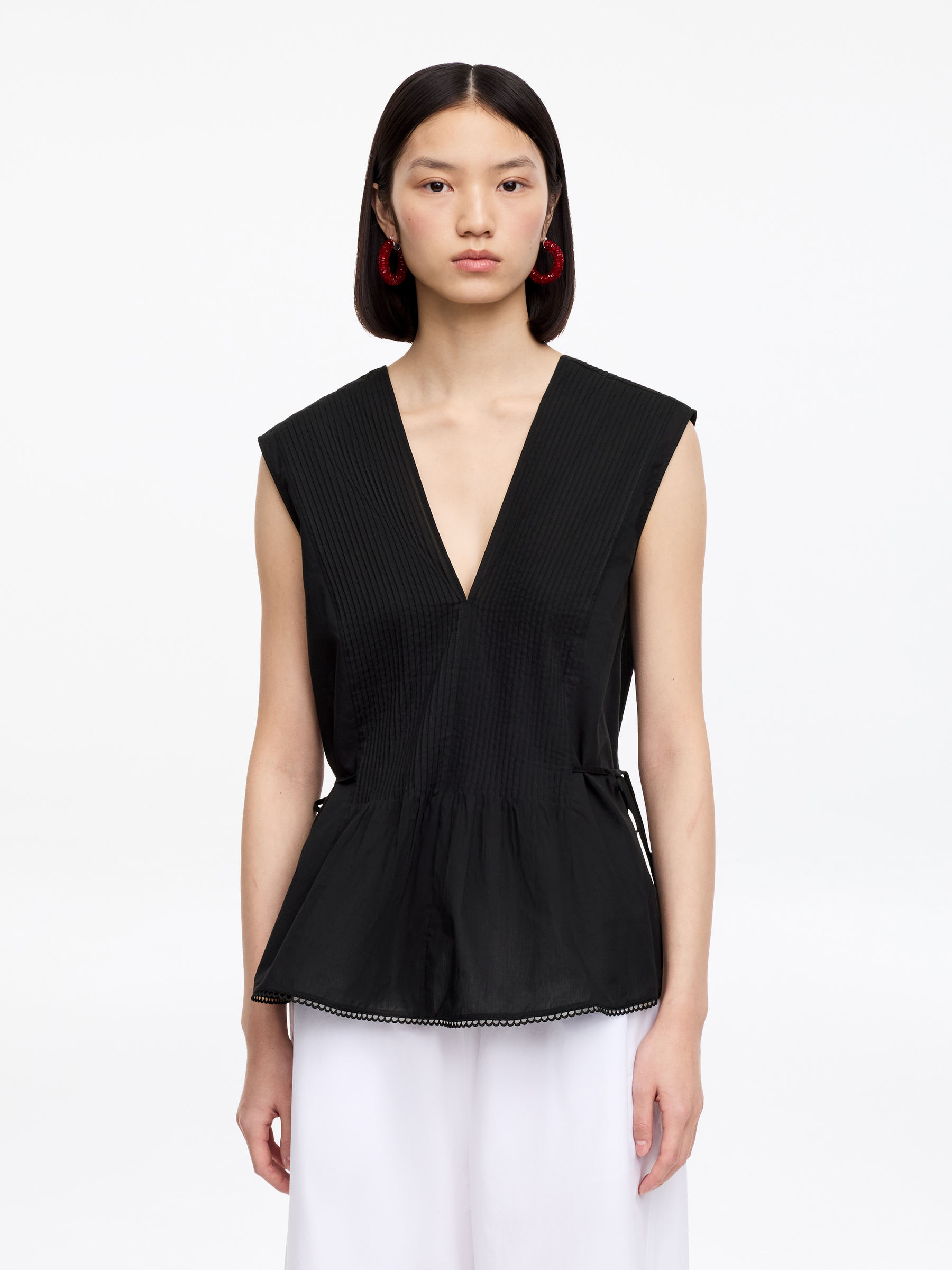 Pintuck Top &amp;ndash; Black &amp;ndash; Women &amp;ndash; Arket Gb