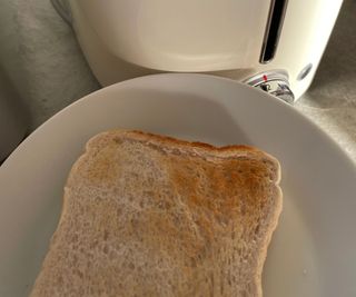 Smeg 4 Slice Toaster white bread
